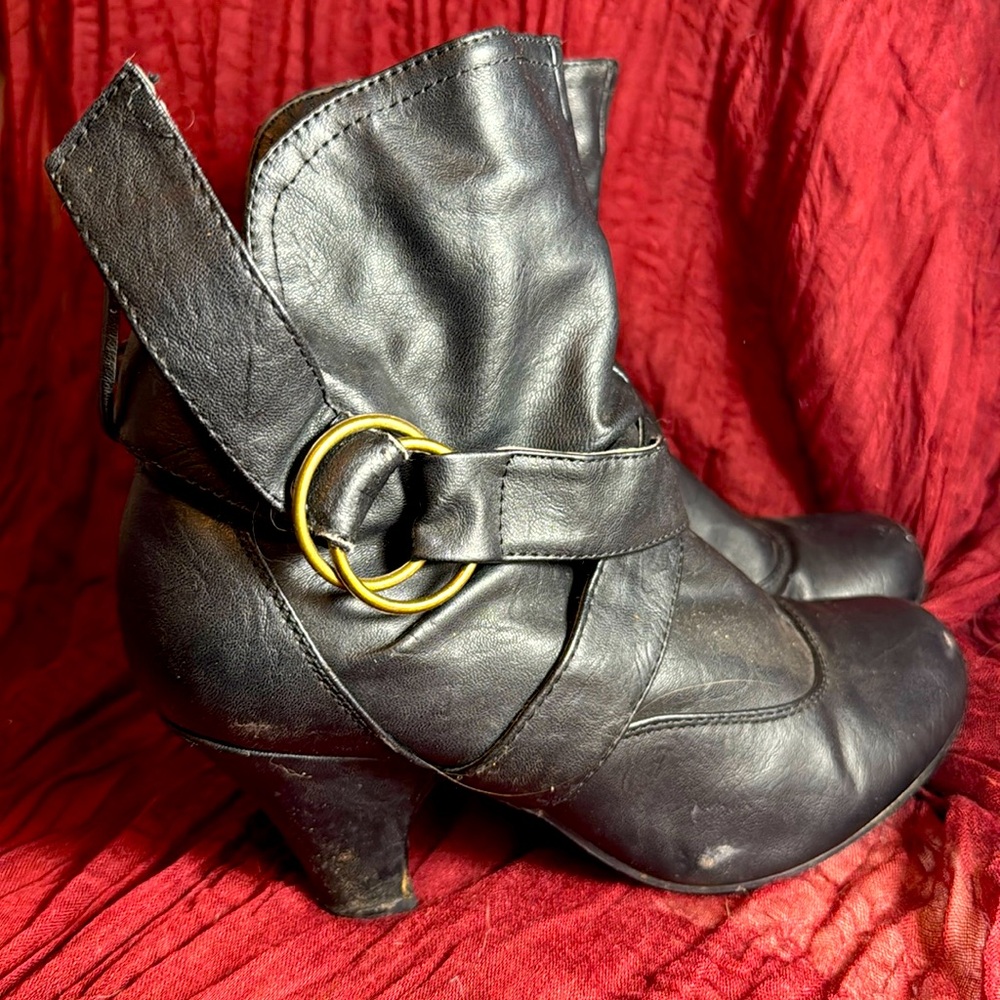 Black faux leather bootie with fake buckle size 7